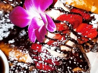 Cafe Mystique