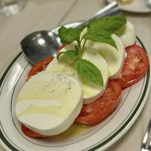 1st Course: Caprese Salad.