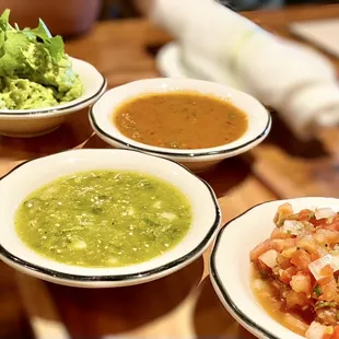 Flight of salsas
