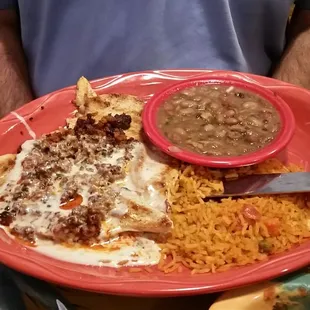 a plate of mexican food
