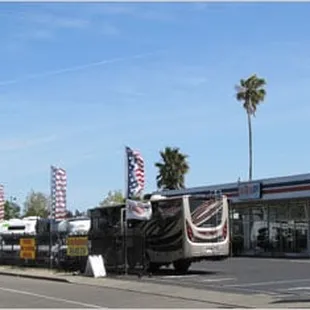 La Mesa RV in Davis
