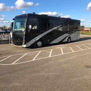 HERE IS THE COACH THAT I PURCHASED FROM POP&apos;S