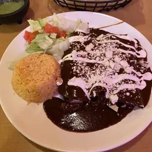 Enchiladas de Pollo con Mole