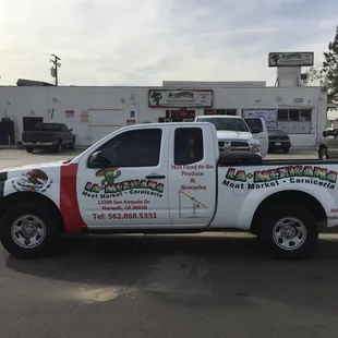 I was heading home when I notice this truck, I was looking already for a new place to buy meat and I&apos;m glad I tried this meat place.Worth it
