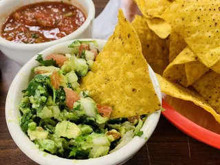 El Trebol Mexican Market & Restaurant