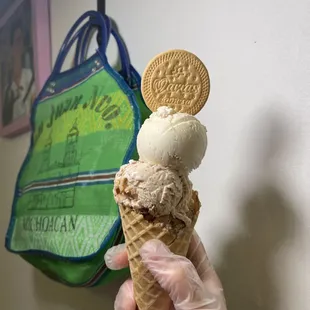 Carlota ice cream with mazapán