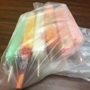 Pistachio, yogurt and fruit, guava, pineapple and chamoy and mixed fruit. DELICIOUS.