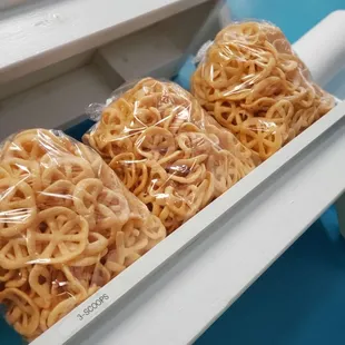 Fried Wheat Wheels / Duros