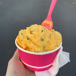 Maracuya (passionfruit) ice cream