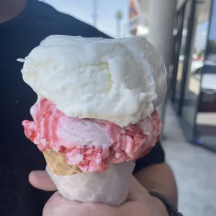 Coconut and strawberry cheesecake ice cream