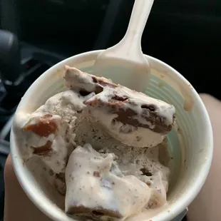 Twix ice cream