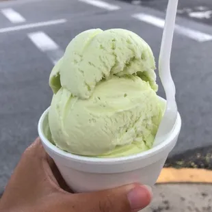 Avocado ice cream