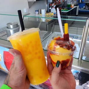 Mango smoothie w orange bursting boberp, small mangonada