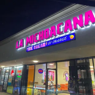 I wanted to get some nachos and corn and they didn&apos;t have any. What a disappointment.