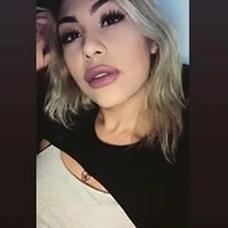 Dee B.
