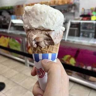 Coconut and Ferrero Rocher flavors. Amazingly delicious!