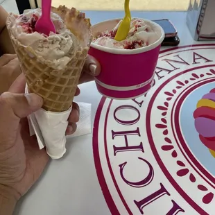 Fresa con queso ( Strawberry w/ Cheese) , Ferrero Rocher, Guanabana / Soursop Ice Cream