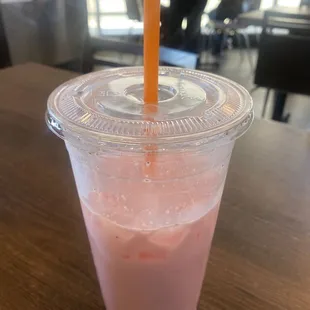 Fresa con leche drink