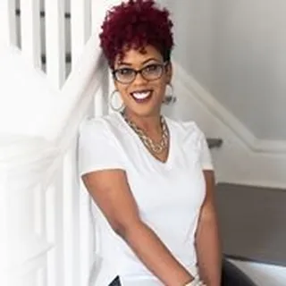 Stefphanie H.