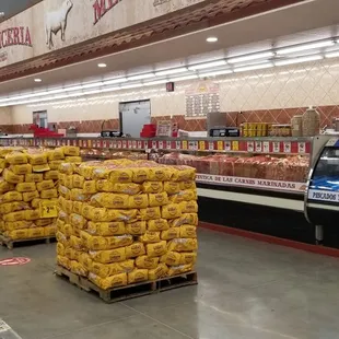 Carne at the butcher counter.