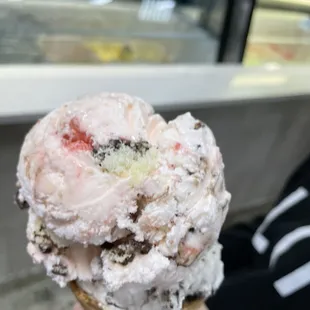 Mexican cake ice cream