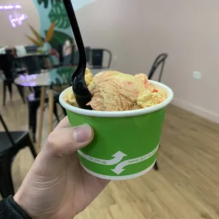 Tres leches ice cream