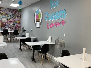Ice Cream Tour