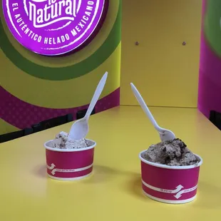 The ice cream with the niece on 12/22/22