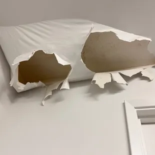 Ghetto bathroom ceiling. This can be a big health hazard!