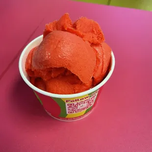 Watermelon and strawberries flavor.