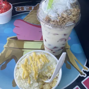 esquites and Fresas con Crema