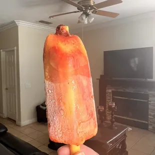 Paleta de mango con chamoy