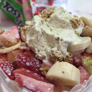 Biónico with ice cream is so delicious and fresh.