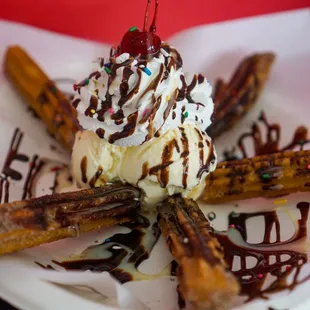 Churros Plate - IG: @nelson_eats