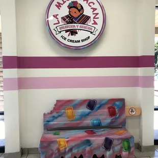 This is the cutest bench.