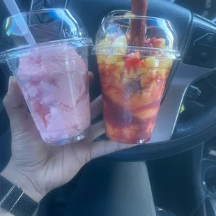 Mangoneda and piñon ice cream