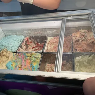 So many ice cream flavors!