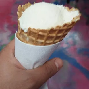 Looks like La Michoacana is getting stingy with their scoops of ice cream. Not cool!