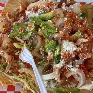 How the avocado was thrown...