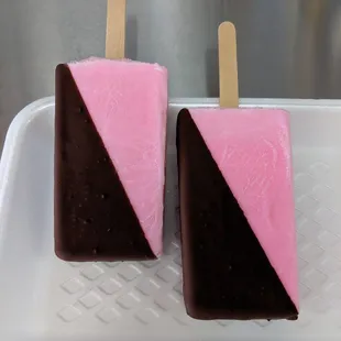 Bubble Gum Popsicle dipped in Chocolate!!!