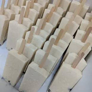 Arroz con leche popsicles fresh out of the mold.