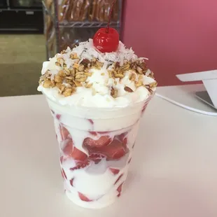 Fresas Con Crema &quot;Strawberries and Cream&quot;