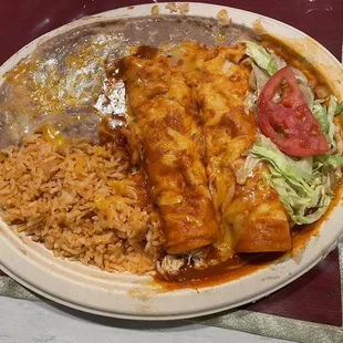 Chicken enchilada combo plate