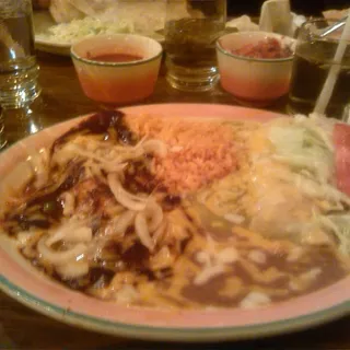 Enchilada De Mole