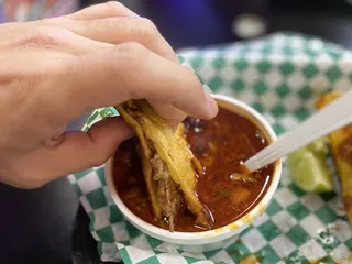 El Indio Restaurante & Taqueria