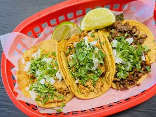 Famous Chicago Style Taco