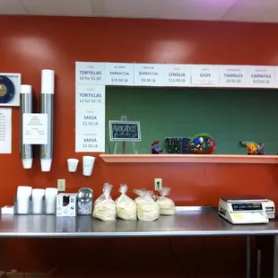 sushi and sashimi, interior