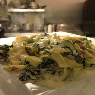 Fettuccine primavera