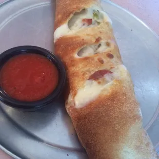 Vegetable Stromboli+pepperoni