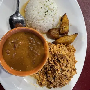 Pollo ropa vieja